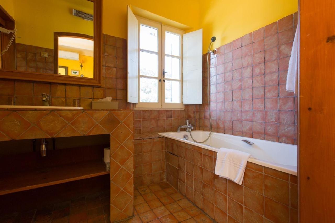 Le Jardin D'Emile Hotel Cassis Quarto foto